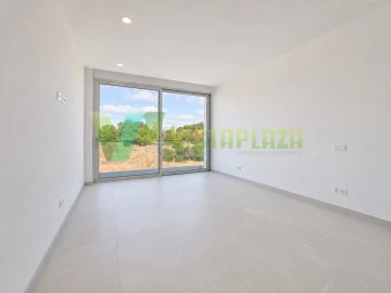Moradia T3 para Venda em Estômbar e Parchal
