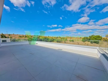 Moradia T3 para Venda em Estômbar e Parchal