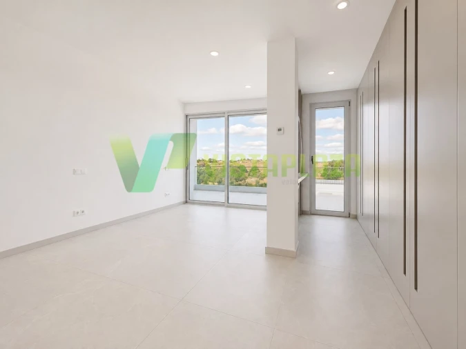 Moradia T3 para Venda em Estômbar e Parchal Foto 37