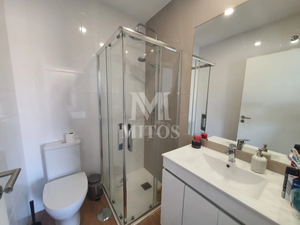 Apartamento T3 para Arrendamento em Santa Marta de Portuzelo Foto 11