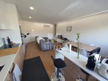 Apartamento T3 para Arrendamento em Santa Marta de Portuzelo