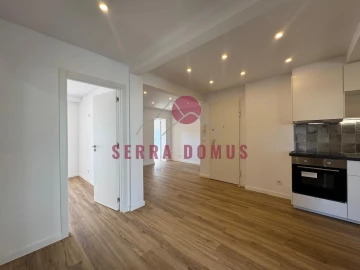 Apartamento T2 para Venda em Queluz e Belas