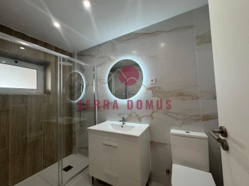 Apartamento T2 para Venda em Queluz e Belas