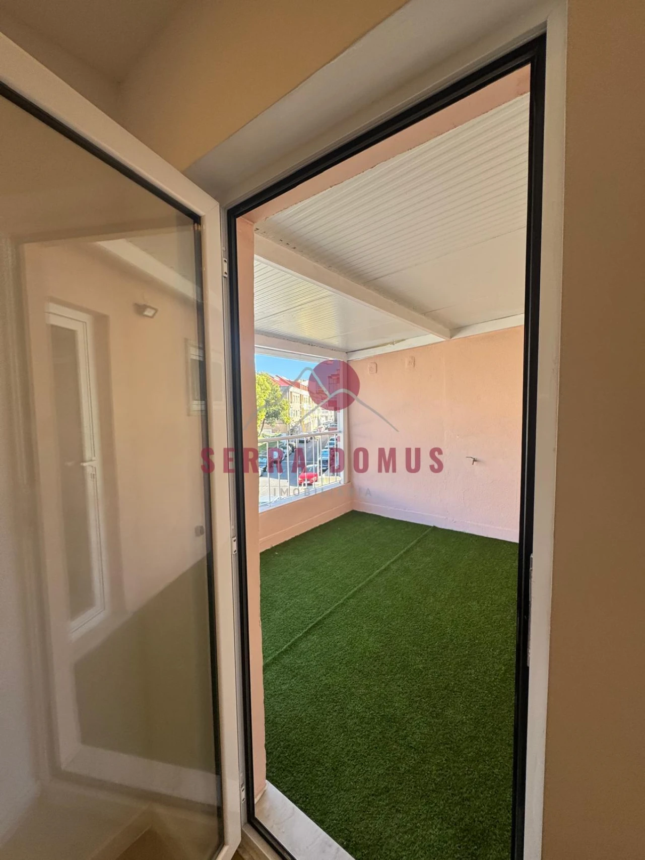 Apartamento T2 para Venda em Queluz e Belas Foto 10