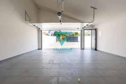 Moradia T3 para Venda em Marrazes e Barosa