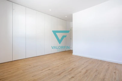 Moradia T3 para Venda em Marrazes e Barosa