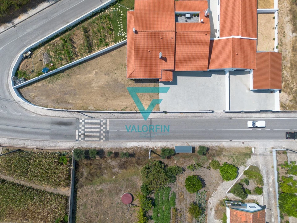 Moradia T3 para Venda em Marrazes e Barosa Foto 4