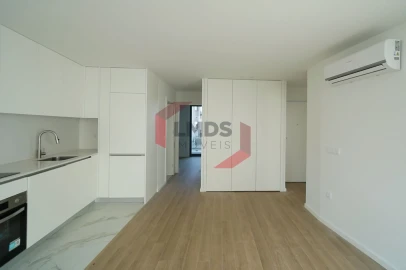 Apartamento T2 para Venda em Cedofeita, Santo Ildefonso, Sé, Miragaia, São Nicolau e Vitória