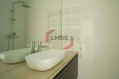 Apartamento T2 para Venda em Cedofeita, Santo Ildefonso, Sé, Miragaia, São Nicolau e Vitória