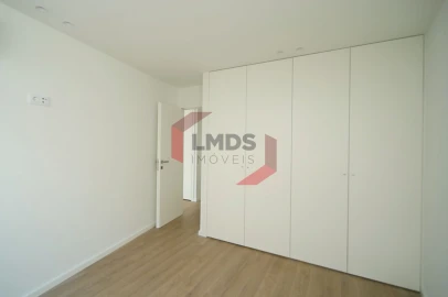 Apartamento T2 para Venda em Cedofeita, Santo Ildefonso, Sé, Miragaia, São Nicolau e Vitória