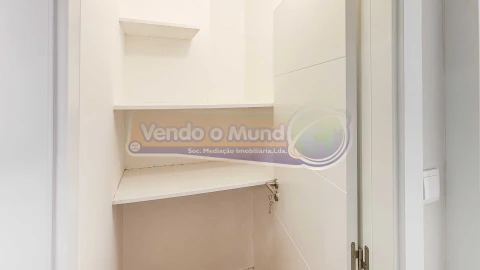 Apartamento T2 para Venda em Odivelas