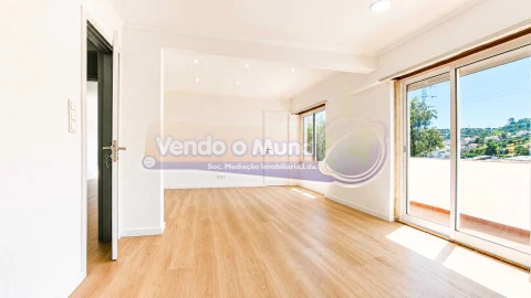 Apartamento T2 para Venda em Odivelas