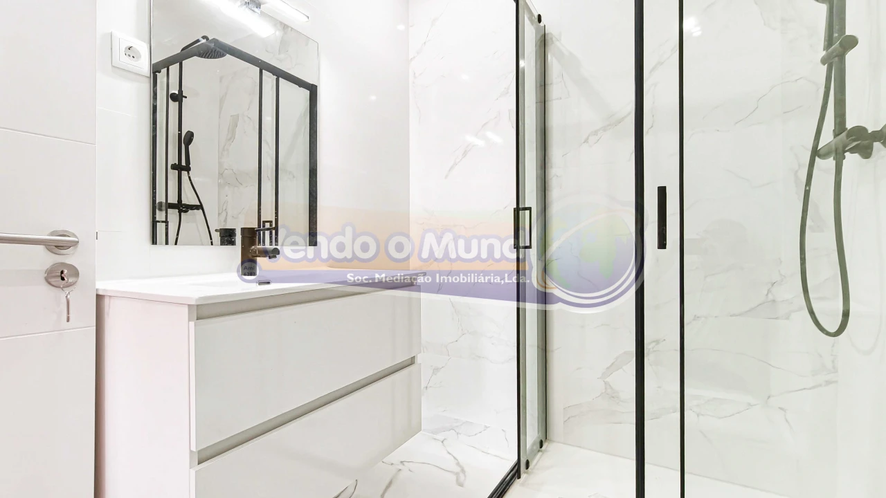 Apartamento T2 para Venda em Odivelas Foto 11