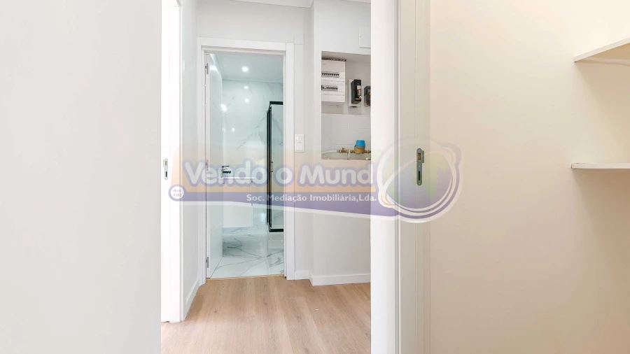 Apartamento T2 para Venda em Odivelas Foto 9