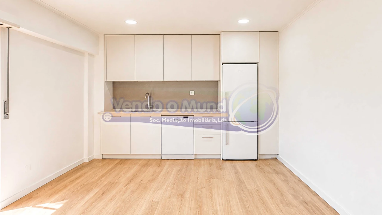 Apartamento T2 para Venda em Odivelas Foto 2