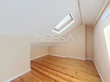 Apartamento T2 para Venda em Santa Maria Maior