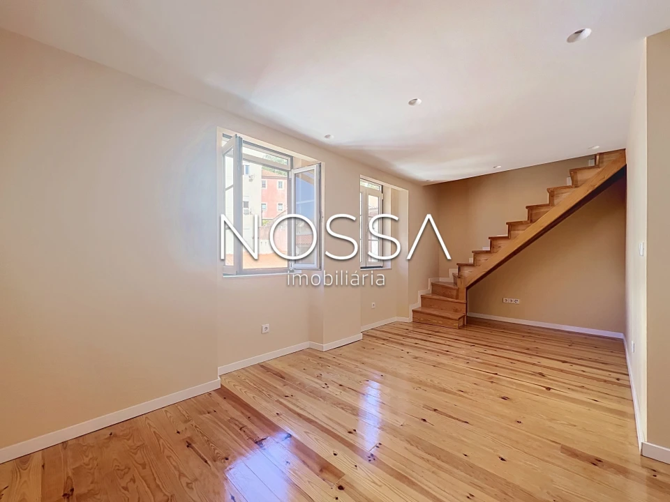 Apartamento T2 para Venda em Santa Maria Maior Foto 8