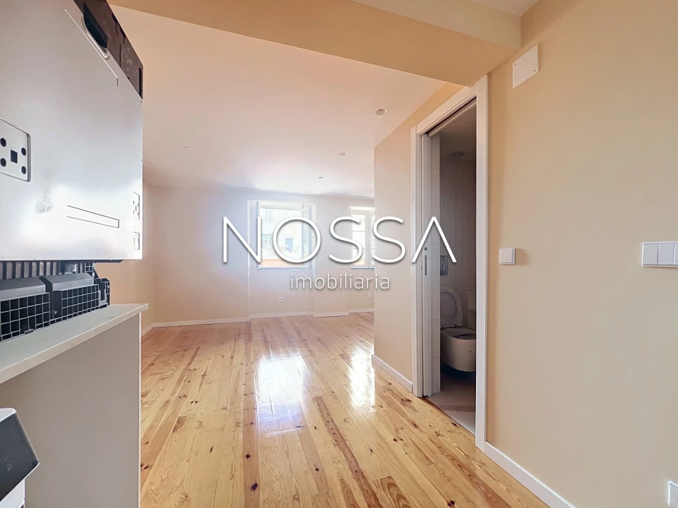 Apartamento T2 para Venda em Santa Maria Maior Foto 4