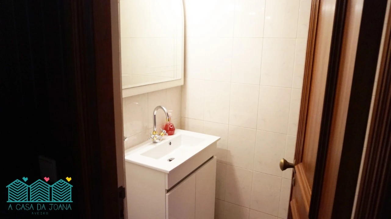 Apartamento T4 para Venda em Glória e Vera Cruz Foto 17