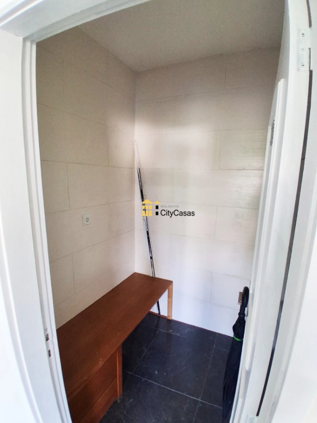 Apartamento T3 para Venda em Fânzeres e São Pedro da Cova Foto 16