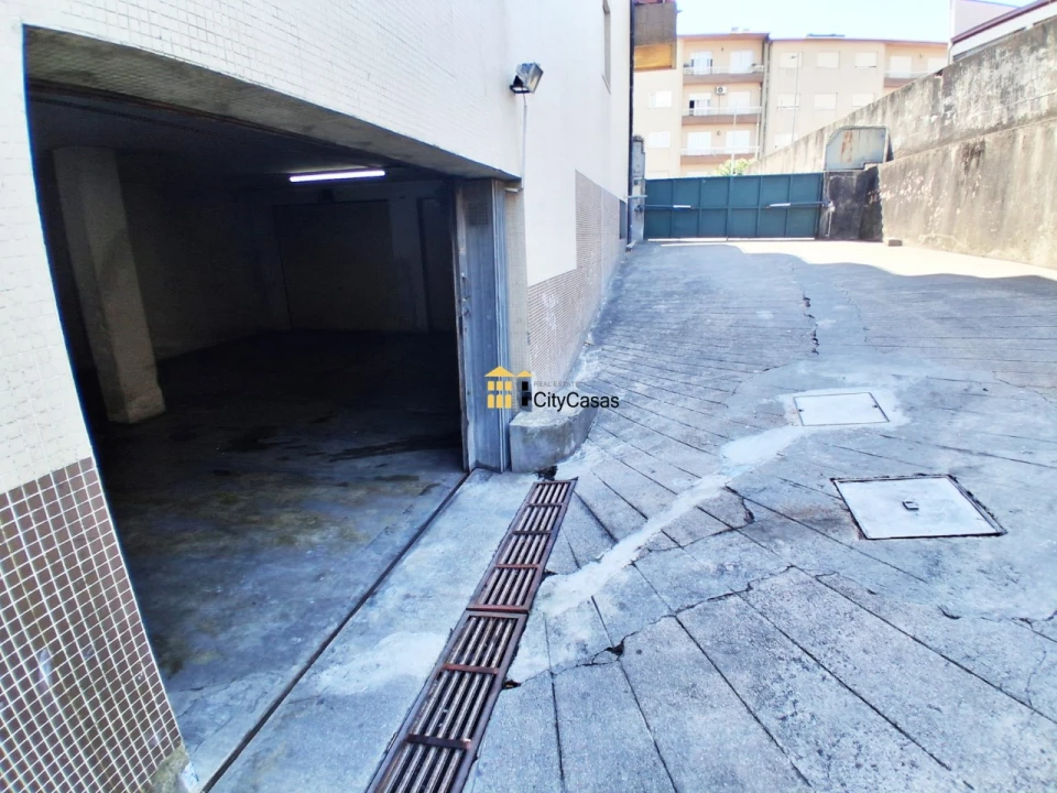 Apartamento T3 para Venda em Fânzeres e São Pedro da Cova Foto 20