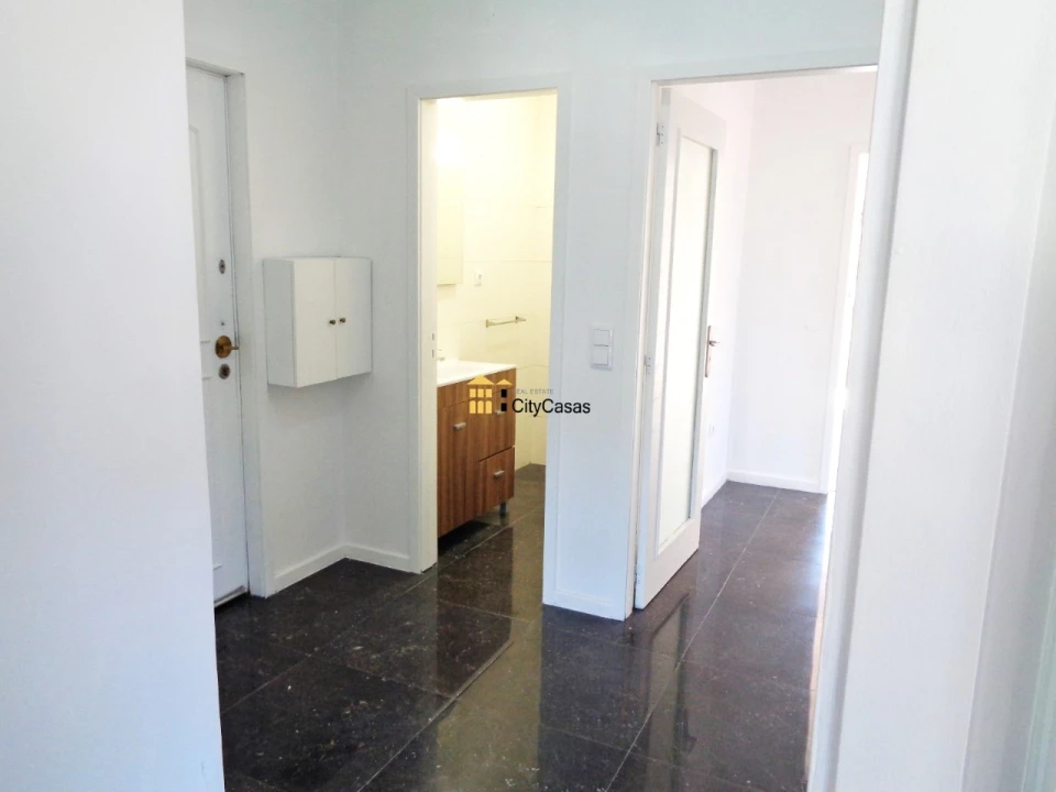 Apartamento T3 para Venda em Fânzeres e São Pedro da Cova Foto 21