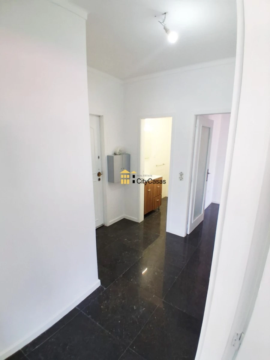 Apartamento T3 para Venda em Fânzeres e São Pedro da Cova Foto 5
