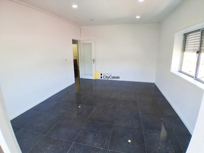 Apartamento T3 para Venda em Fânzeres e São Pedro da Cova Foto 4