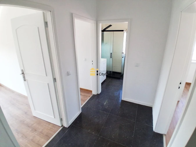 Apartamento T3 para Venda em Fânzeres e São Pedro da Cova Foto 9
