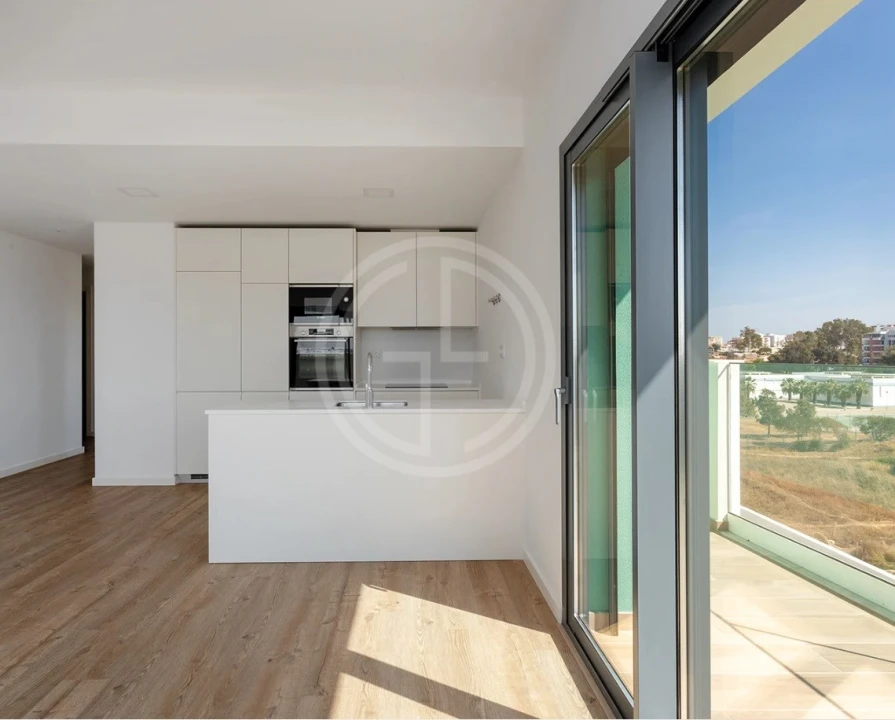 Apartamento T3 para Venda em Faro (Sé e São Pedro) Foto 17