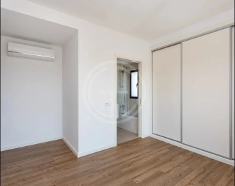 Apartamento T3 para Venda em Faro (Sé e São Pedro)