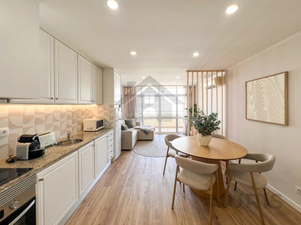 Apartamento T1 para Venda em Portimão Foto 1