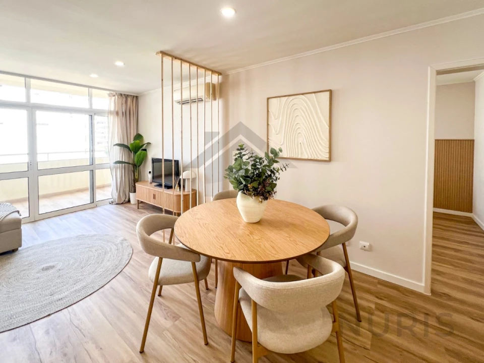 Apartamento T1 para Venda em Portimão Foto 6