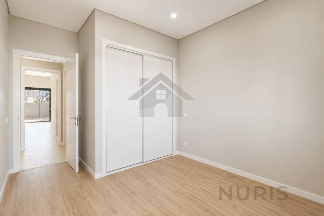 Apartamento T3 para Venda em Portimão Foto 21