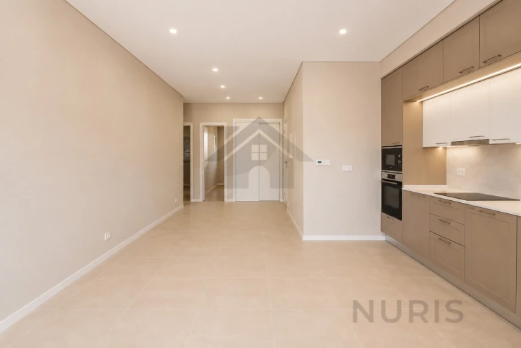 Apartamento T3 para Venda em Portimão Foto 4