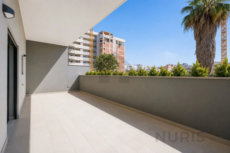 Apartamento T3 para Venda em Portimão Foto 7
