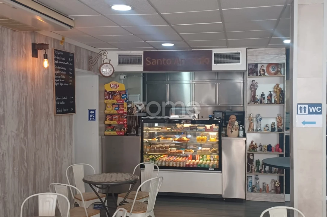Prédio para Venda em Santo Antonio dos Olivais Foto 1