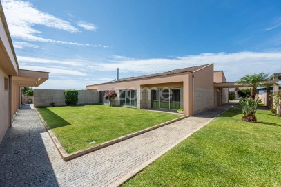Moradia T4 para Venda em Esmoriz