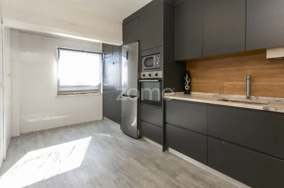 Apartamento T3 para Venda em Alfena