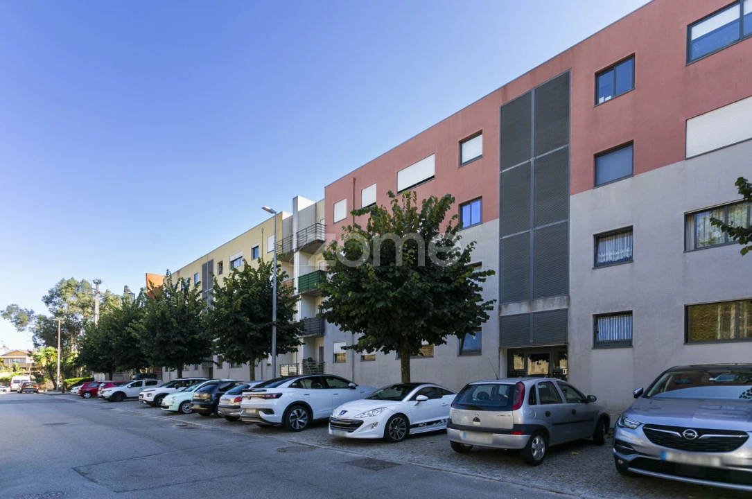 Apartamento T3 para Venda em Alfena Foto 1