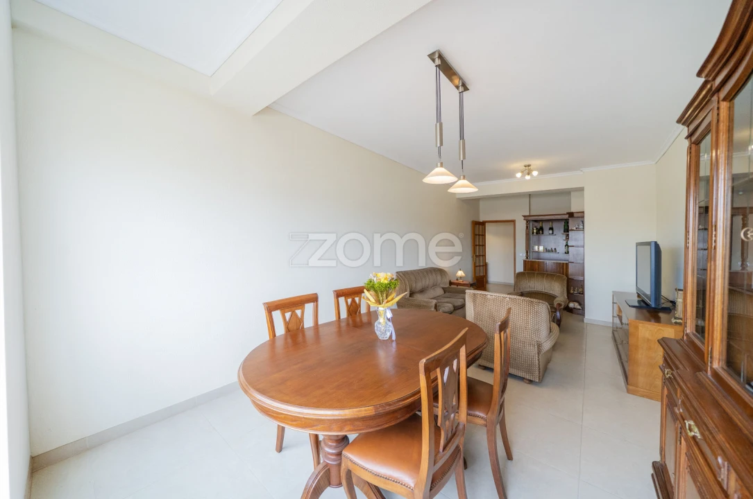 Apartamento T2 para Venda em Braga (Maximinos, Sé e Cividade) Foto 14