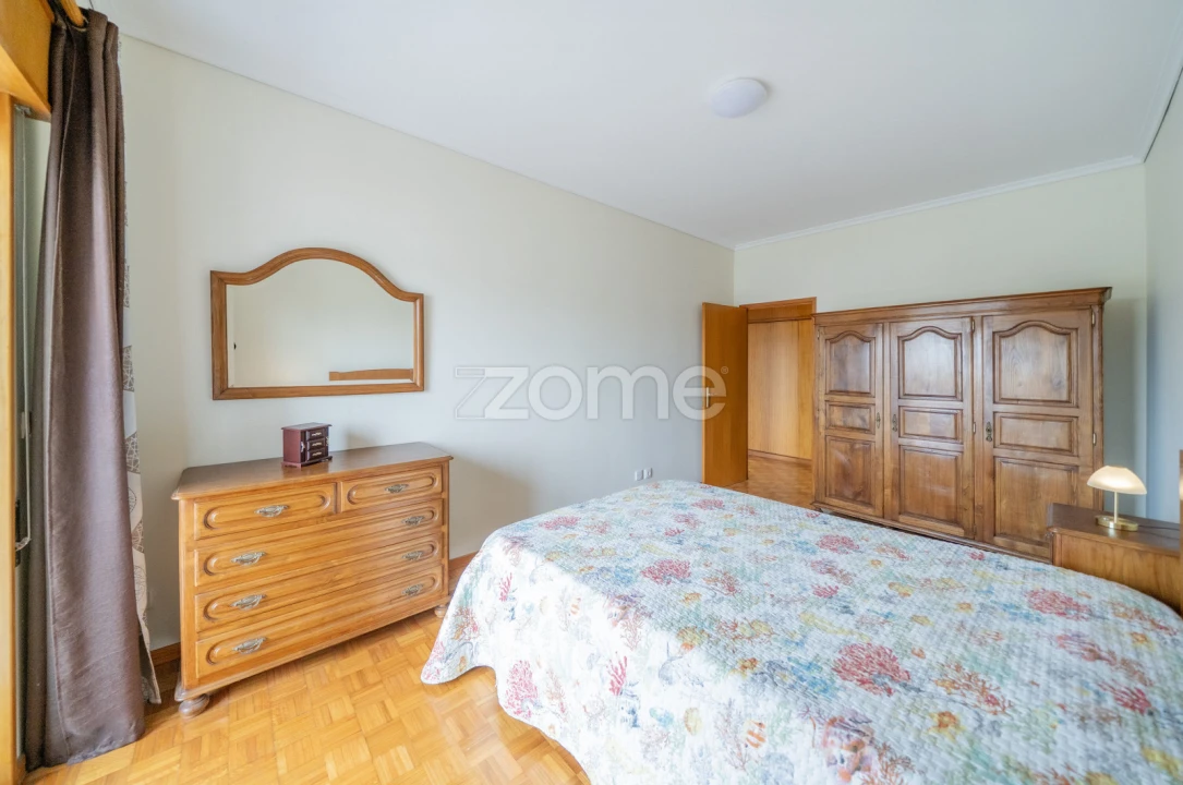 Apartamento T2 para Venda em Braga (Maximinos, Sé e Cividade) Foto 30