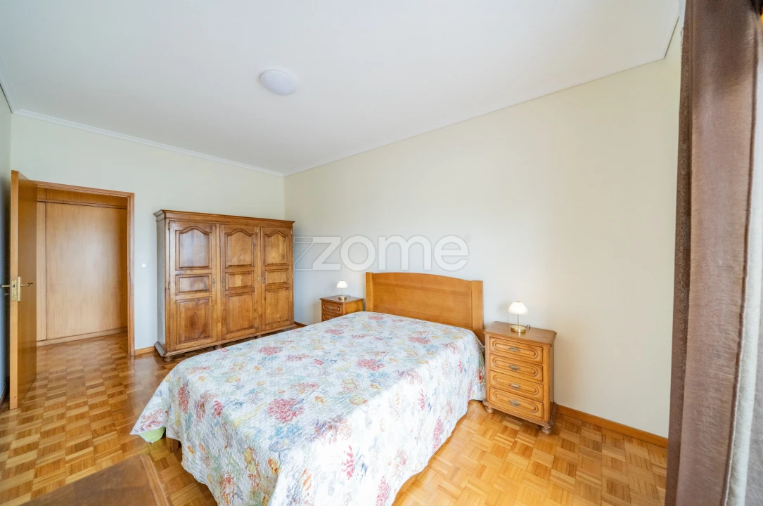 Apartamento T2 para Venda em Braga (Maximinos, Sé e Cividade) Foto 31