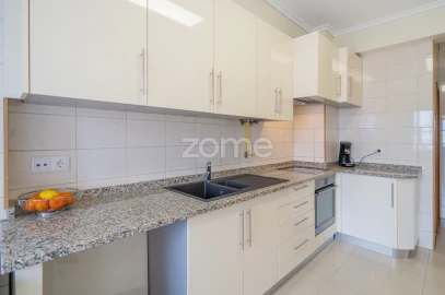 Apartamento T2 para Venda em Braga (Maximinos, Sé e Cividade)