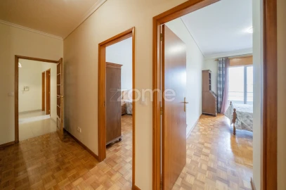 Apartamento T2 para Venda em Braga (Maximinos, Sé e Cividade)