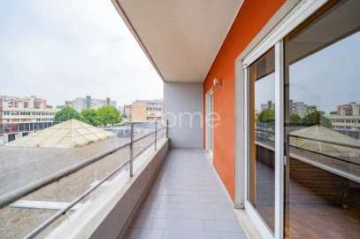 Apartamento T2 para Venda em Braga (Maximinos, Sé e Cividade)