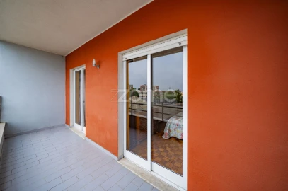 Apartamento T2 para Venda em Braga (Maximinos, Sé e Cividade)
