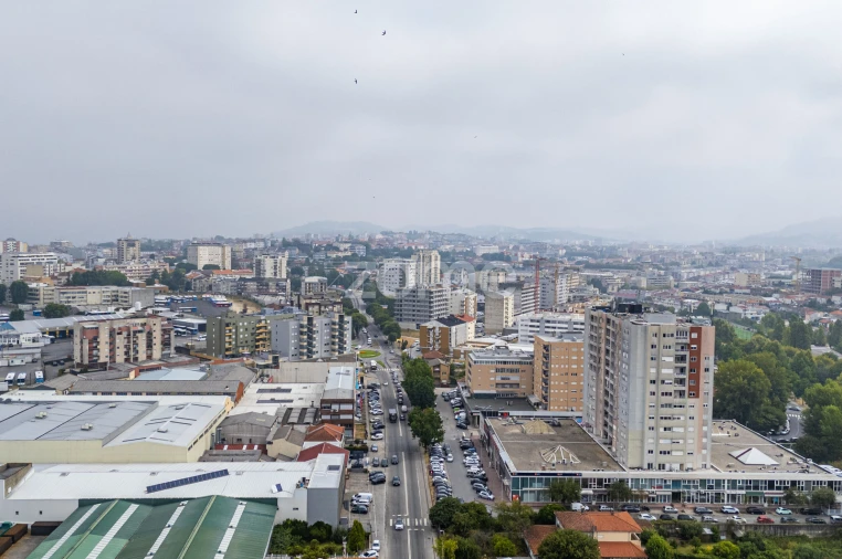 Apartamento T2 para Venda em Braga (Maximinos, Sé e Cividade) Foto 2