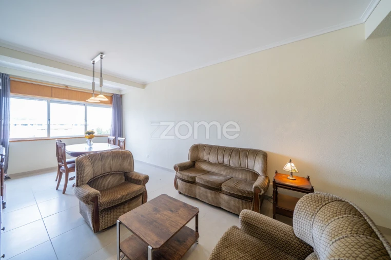 Apartamento T2 para Venda em Braga (Maximinos, Sé e Cividade) Foto 9