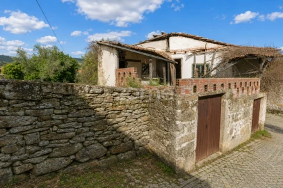 Moradia T2 para Venda em Santa Valha